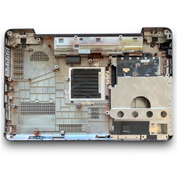 Toshiba Satellite A505-S6005 - Alt Kasa