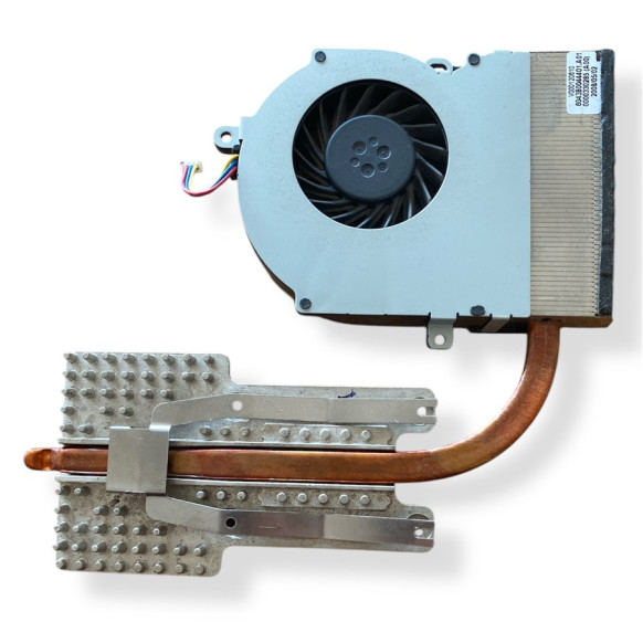 Toshiba Satellite A305-S6825 - Dahili İşlemci Soğutucu Fan ve Bakır Blok