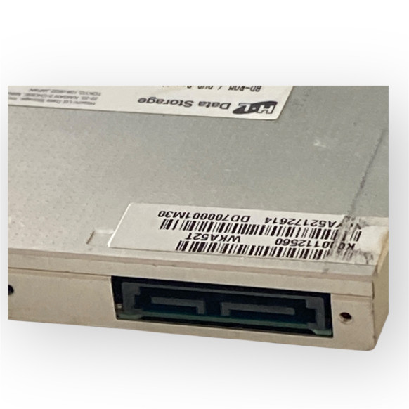 Toshiba Satellite L670 - CD / DVD RW - Sata Bağlantılı