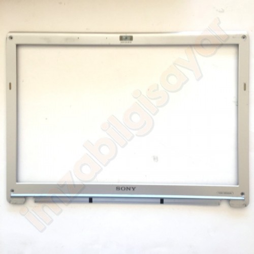 Sony Vaio VGN-SR39VN - Ekran Çerçevesi