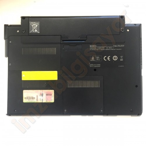 Sony Vaio VGN-SR39VN - Alt Kasa Batarya Üzerinde