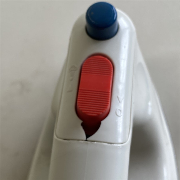 Roventa DA-72.1 Buharlı Ütü